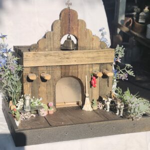 Cat Jack Russel Mission Feeder